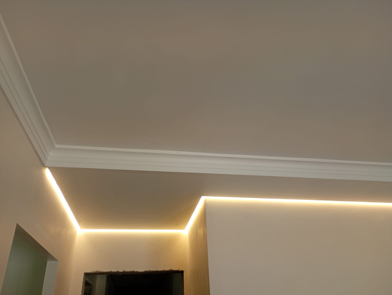 Forro rebaixado decorativo em gesso